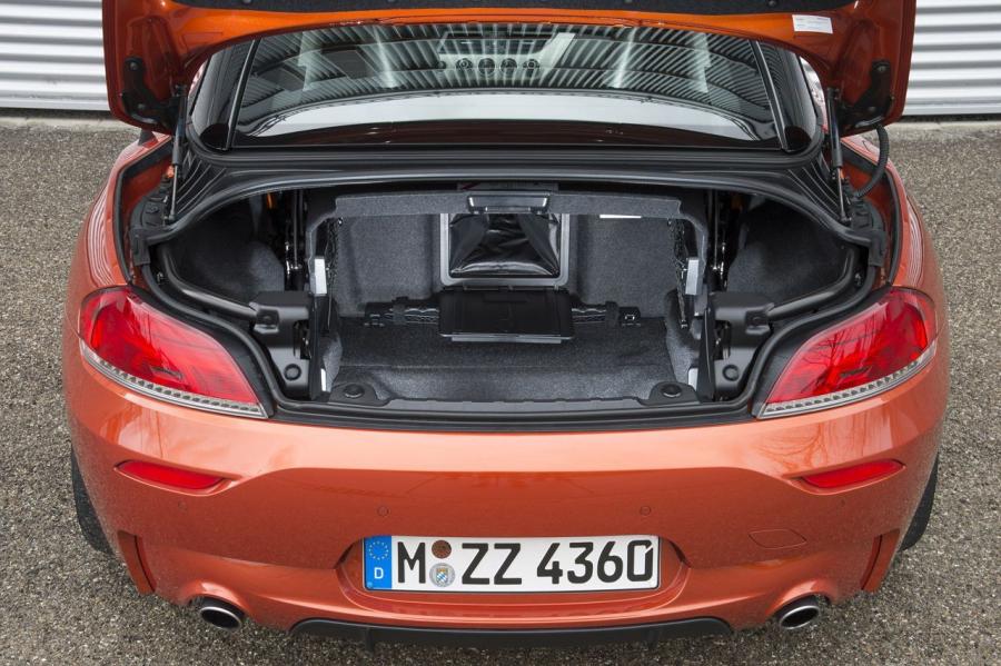  BMW Z4 sDrive 3.5is 2014 года  (фото 2 из 24)